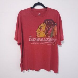Black hawks men size 2XL Red and Black Chicago Black hawks graphic print t-shirt